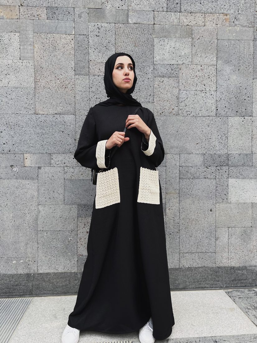 Pocket Abaya