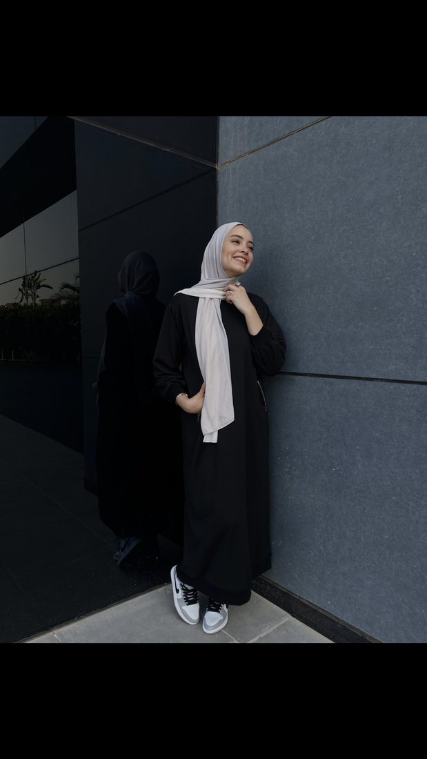 Zip Abaya in Charcoal, view 3